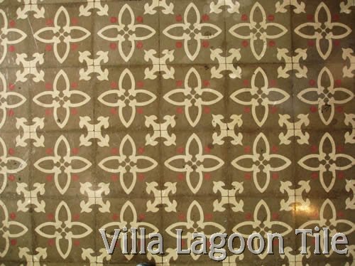 Sloppy Joes Bar floor tile
