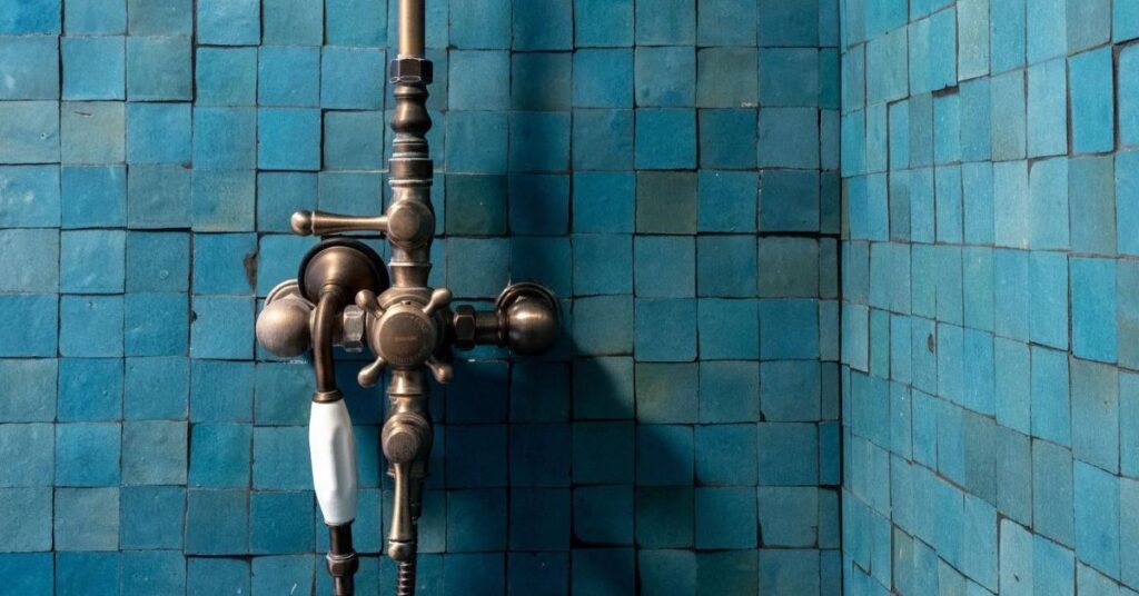 Using Cement Tiles for an Eye-Catching Bathroom Feature