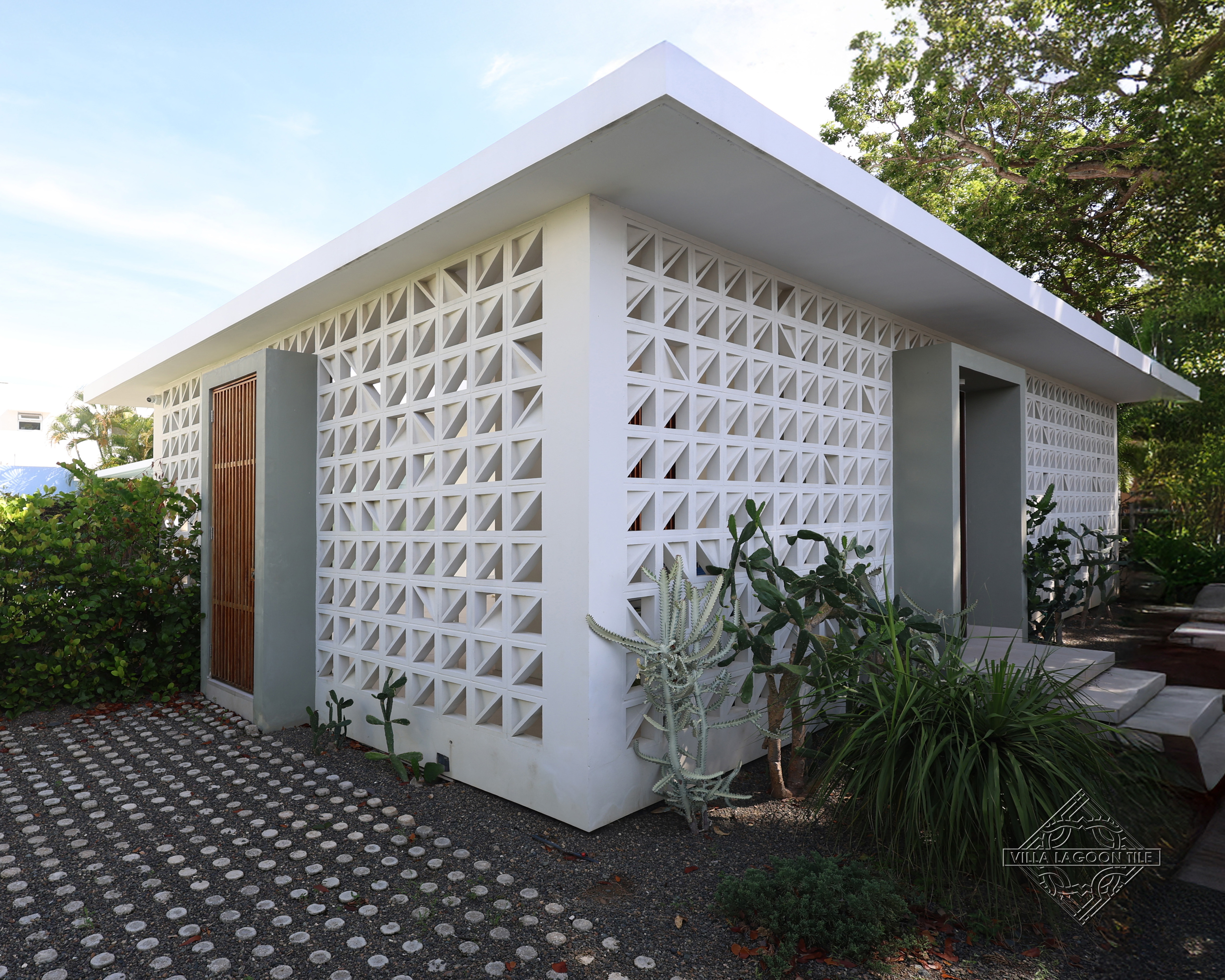 Modernist Masterpiece: Large Bermuda Breeze Block Facade at Lantern House