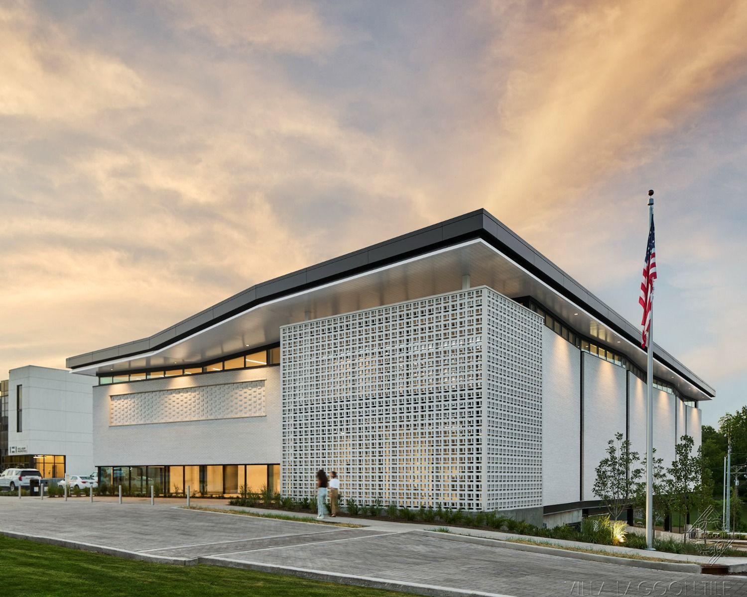 Atomic-Age Revival: The Donelson Library’s Geometric Breeze Block FacadeHero Photo thumbnail
